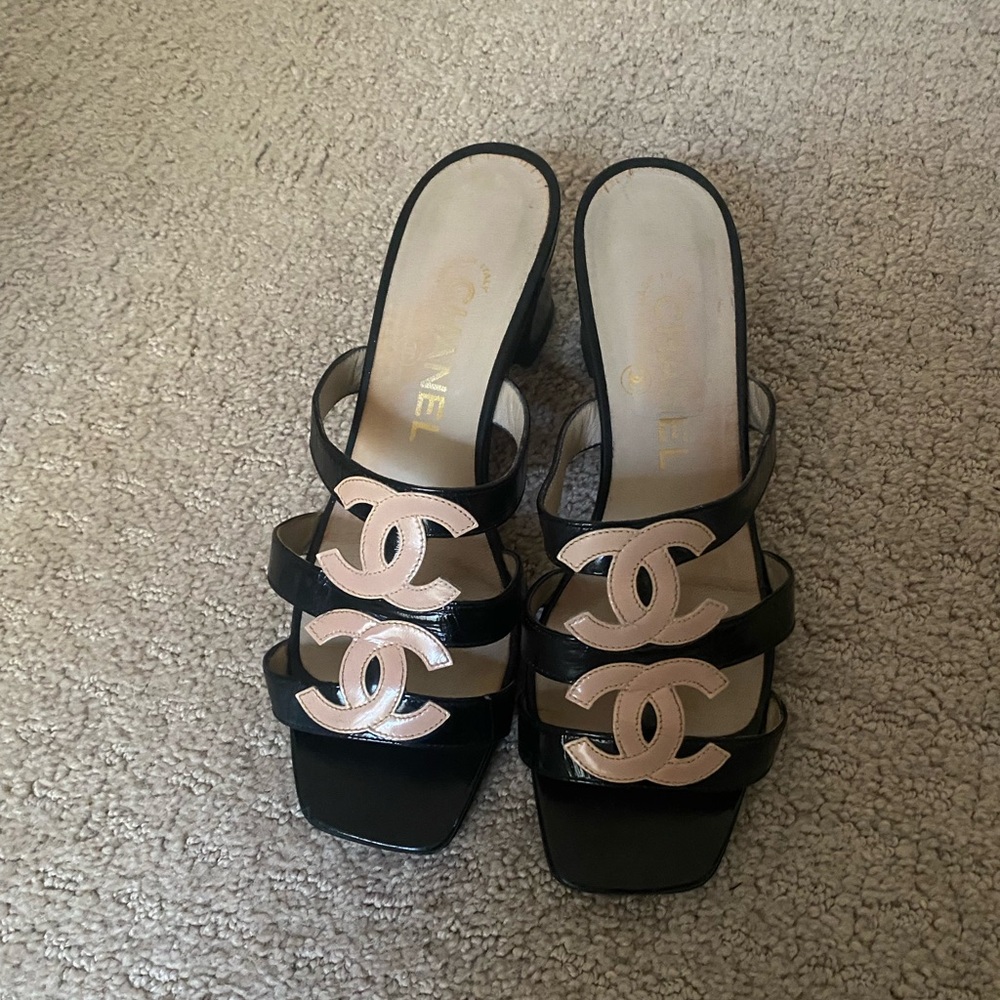 CHANEL slide block heel sandals sz37